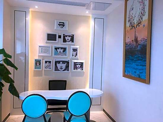 Xi'an Hotel (Guangzhou tinahe Tiyu West Road Subway Station Zhujiang New town)
