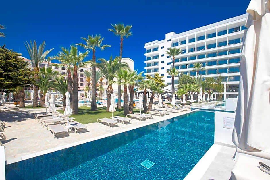 Bohemian Gardens Hotel