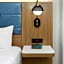 La Quinta Inn & Suites by Wyndham San Antonio Northwest
