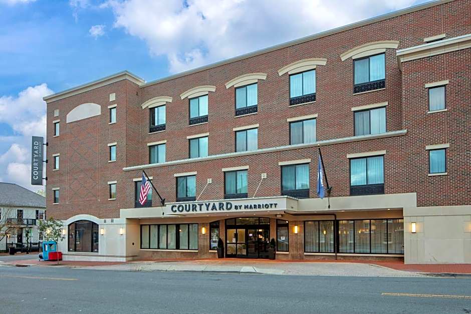 Courtyard by Marriott Fredericksburg Historic District