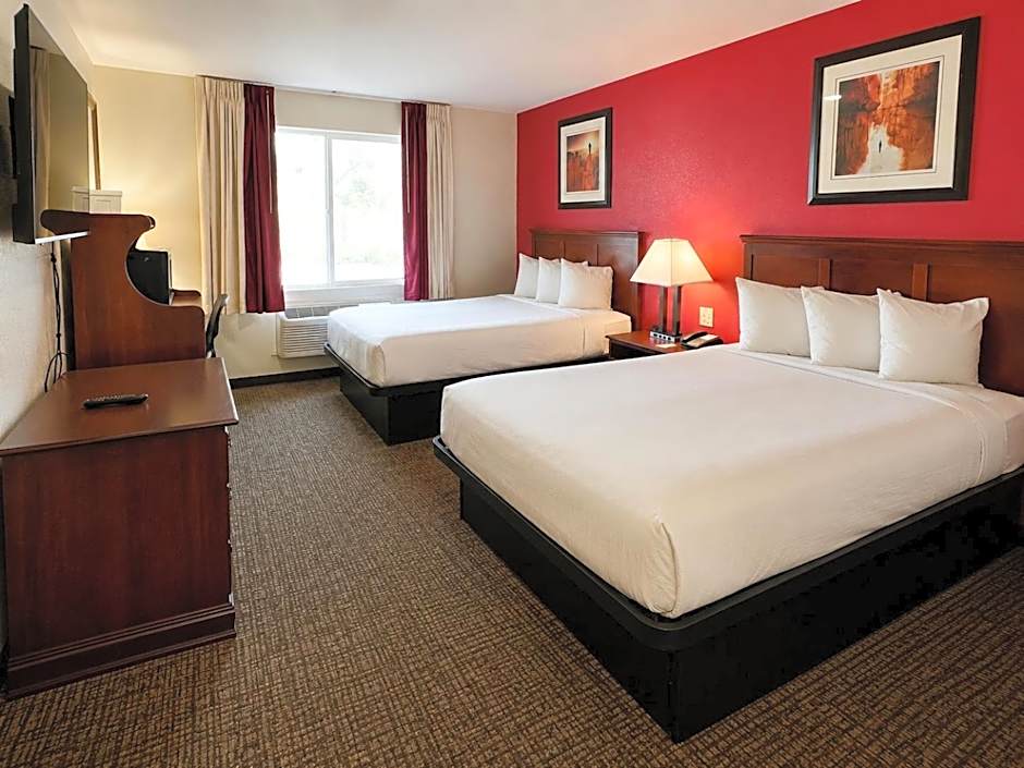 Ramada by Wyndham Draper