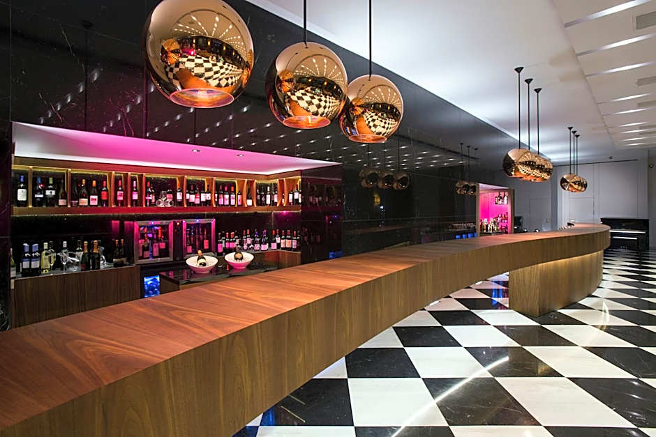 Aquila Atlantis Hotel