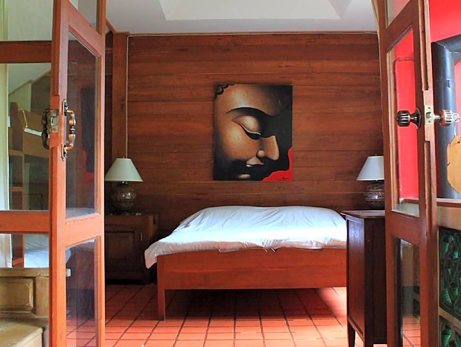 The Riverside Guest House