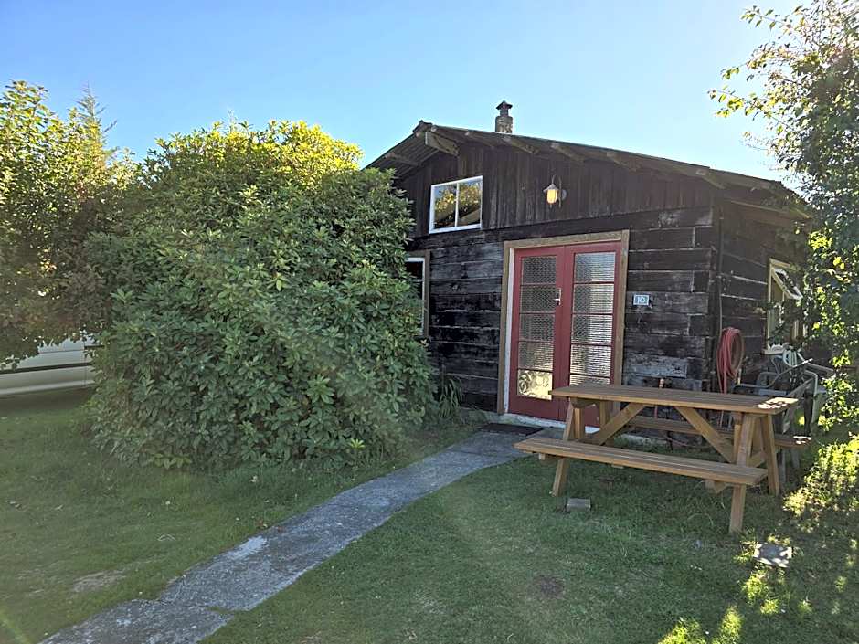 Manapouri Holiday Park