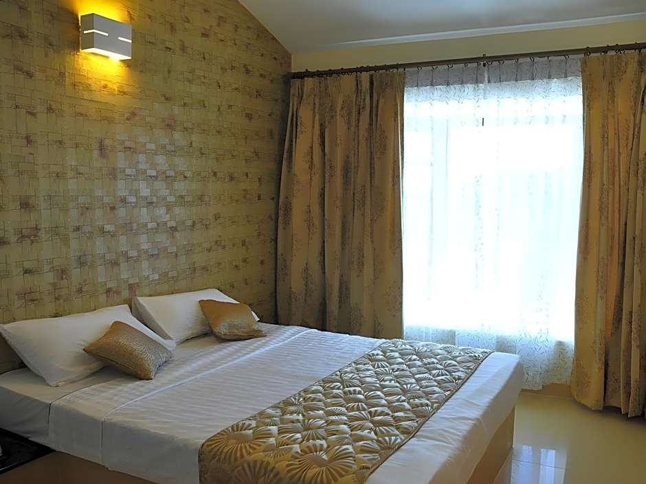 Country Club Valley Vista