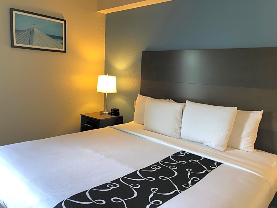 La Quinta Inn & Suites by Wyndham Panama City Beach