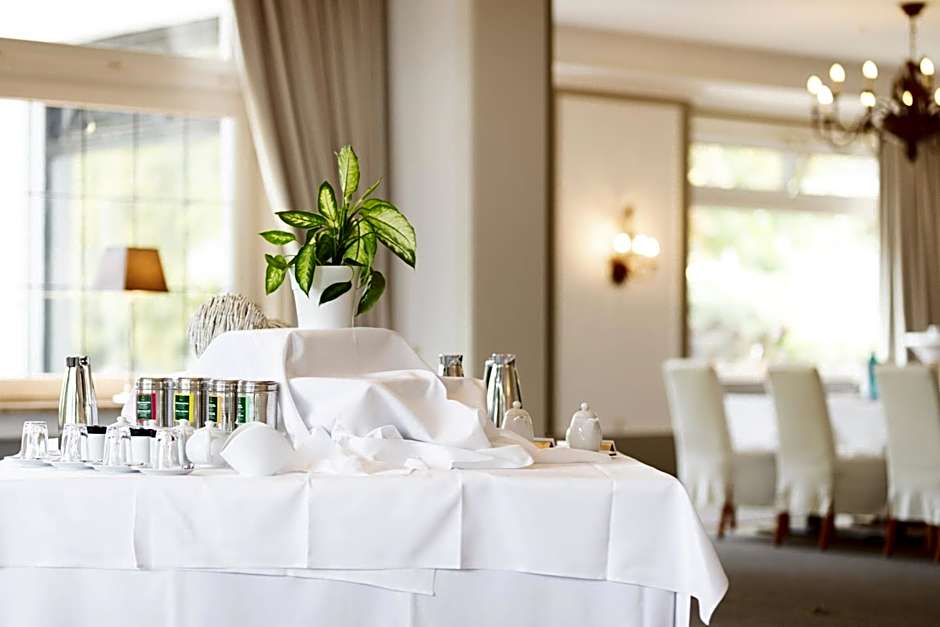 Hotel Dieksee - Collection by Ligula