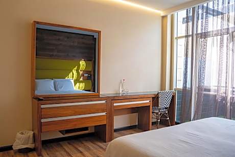 Deluxe Double Room with Terrace