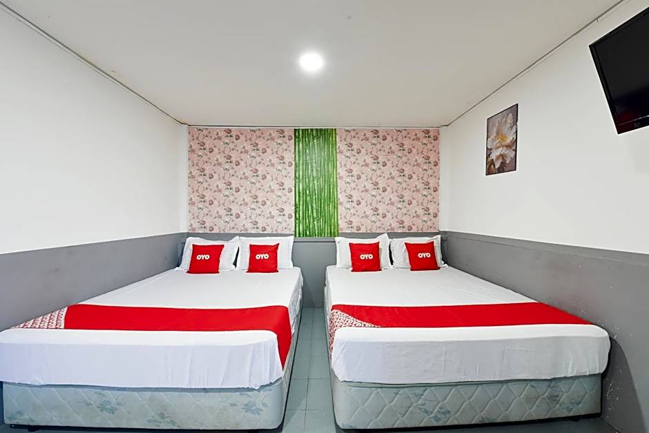 Hotel O Indah