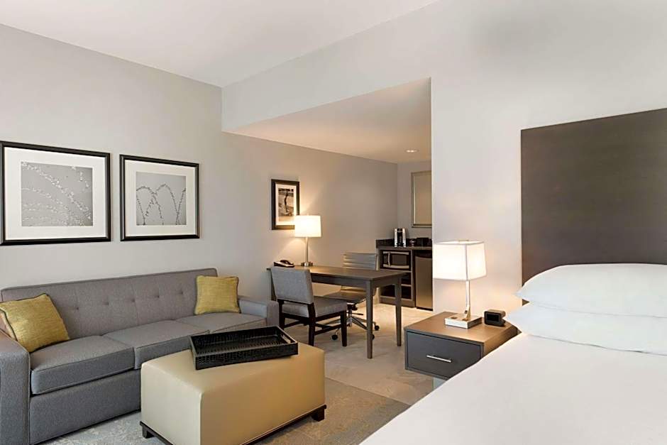 Embassy Suites By Hilton Charlotte/Ayrsley