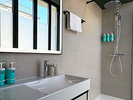 Superior Family Room, Seine River or courtyard view - 1 double bed and 1 double sofa bed