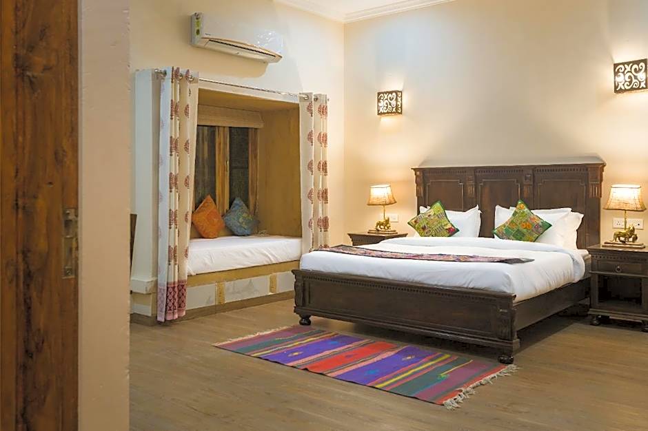 Hotel Dev Garh
