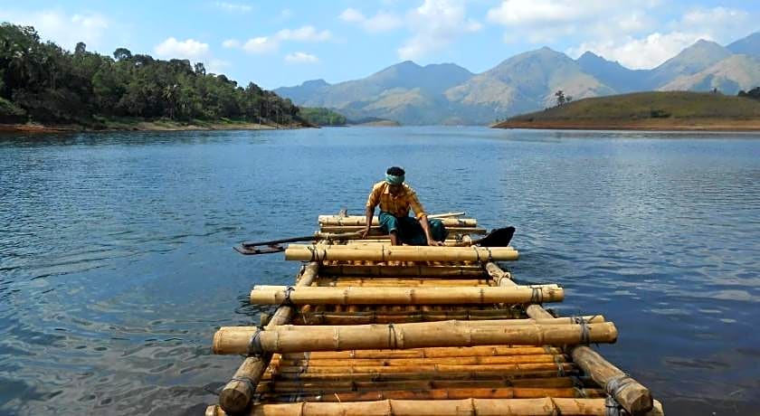 Grassroots Wayanad, Valley-view Tents