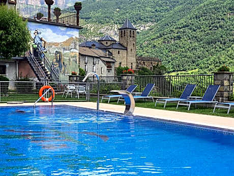 Hotel Villa de Torla