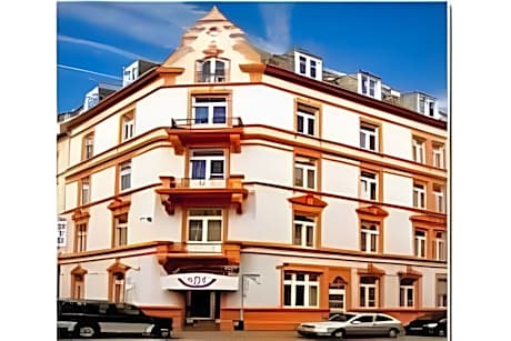 Hotel Columbus