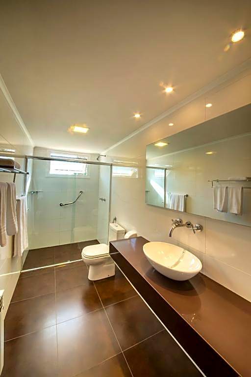 Photo 1 of 2 of Superior Apartment