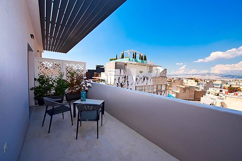 Urban Nest - Suites & Apartments