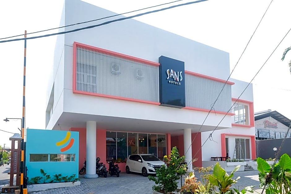 Sans Hotel Aurum Majapahit Semarang
