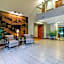 Best Western Plus Plaza By The Green