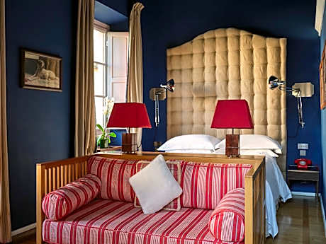Deluxe Double Room with Terrace