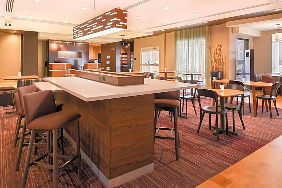 Courtyard by Marriott Toledo North