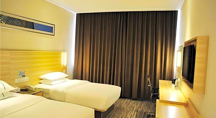 City Comfort Inn Jingmen Zhongjian Jinxiang Square