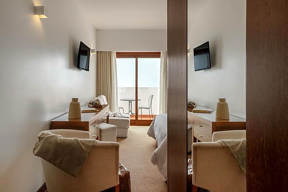 Sao Felix Hotel Hillside & Nature