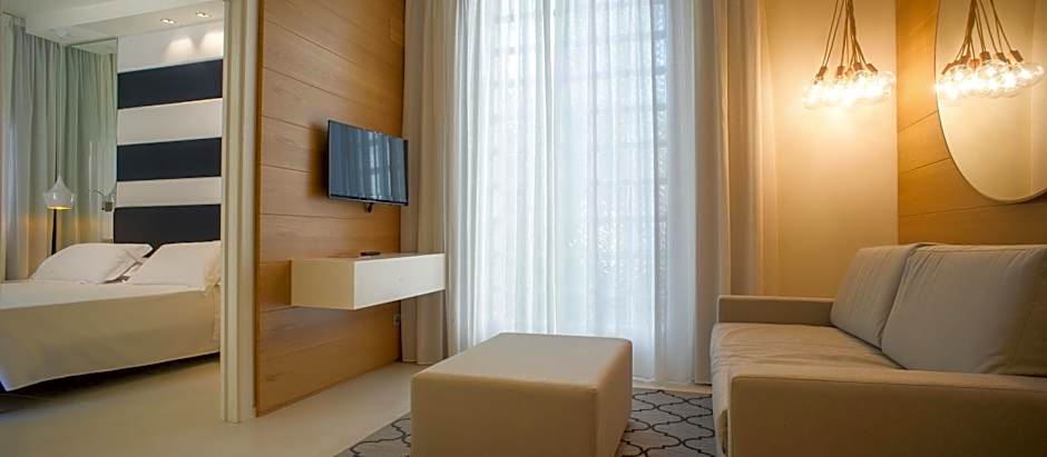 Metropol Ceccarini Suite - Luxury apartments