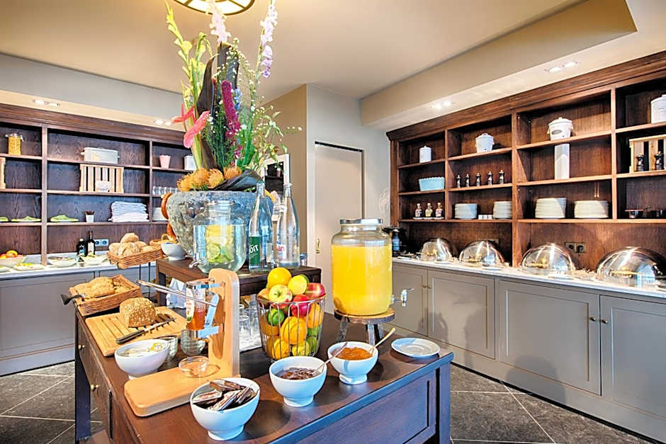 Mondrian Suites Berlin am Checkpoint Charlie