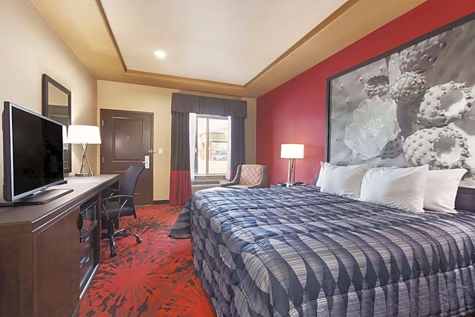 Super 8 by Wyndham Karnes City
