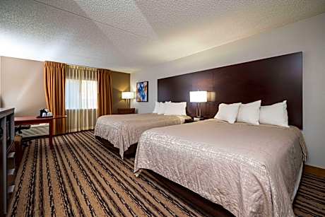 2 Queen Beds Deluxe Room Second Floor Non-Smoking