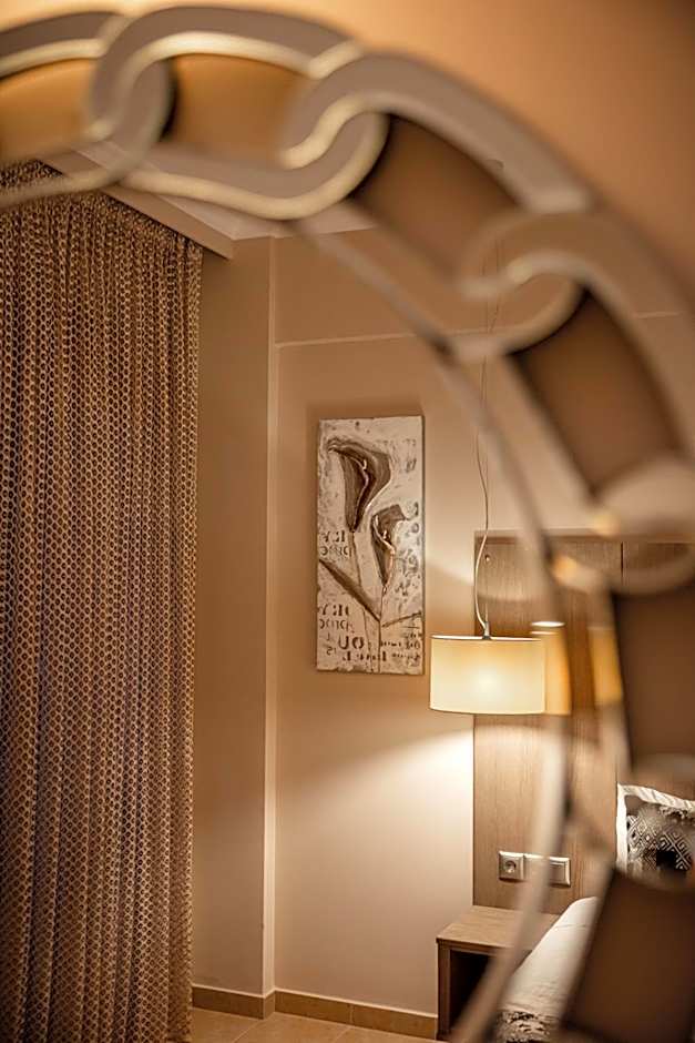 Royalty Suites Seaside