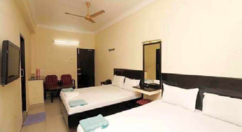 HOTEL BHARANI
