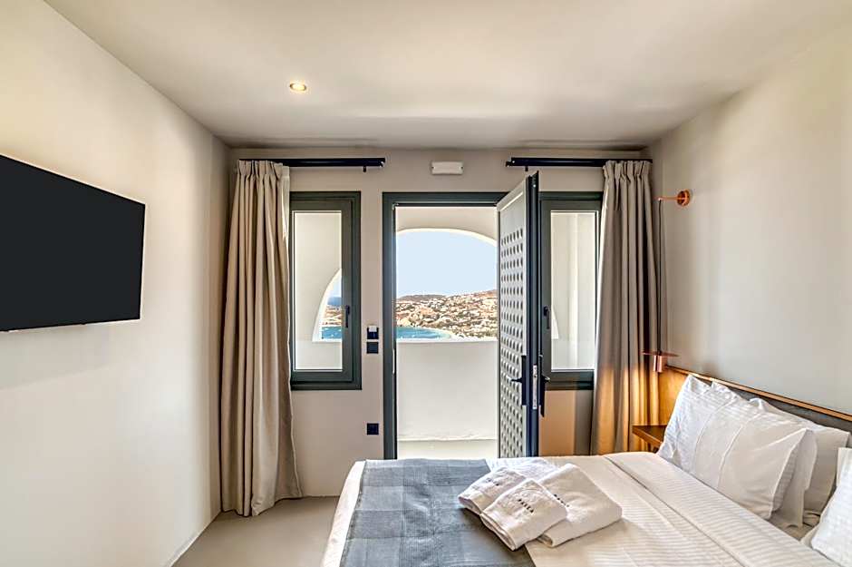 PAREA Blue Zone - Adults Only