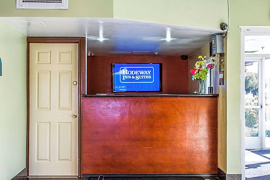 Rodeway Inn & Suites Hayward - Oakland South – Hayward, CA