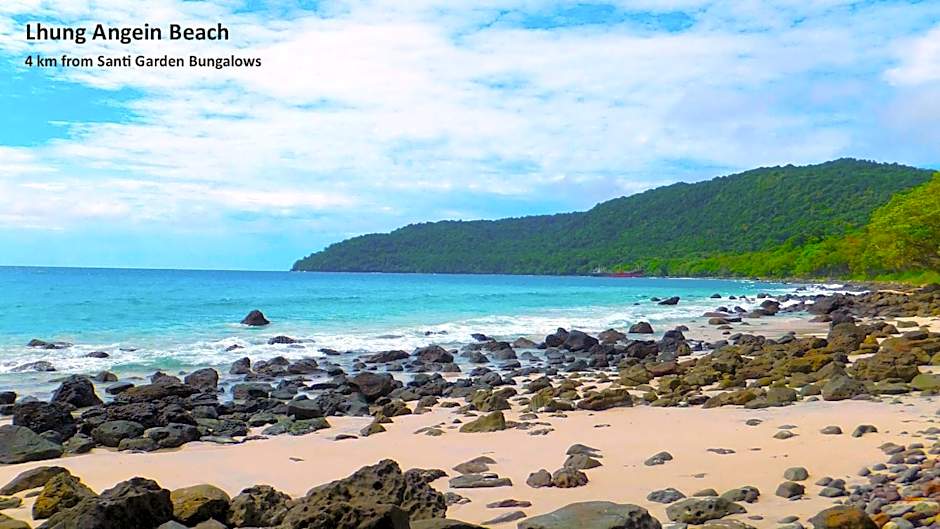 Santi Garden Bungalows