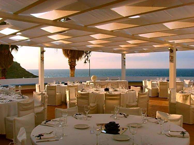 LH Hotel Pedraladda