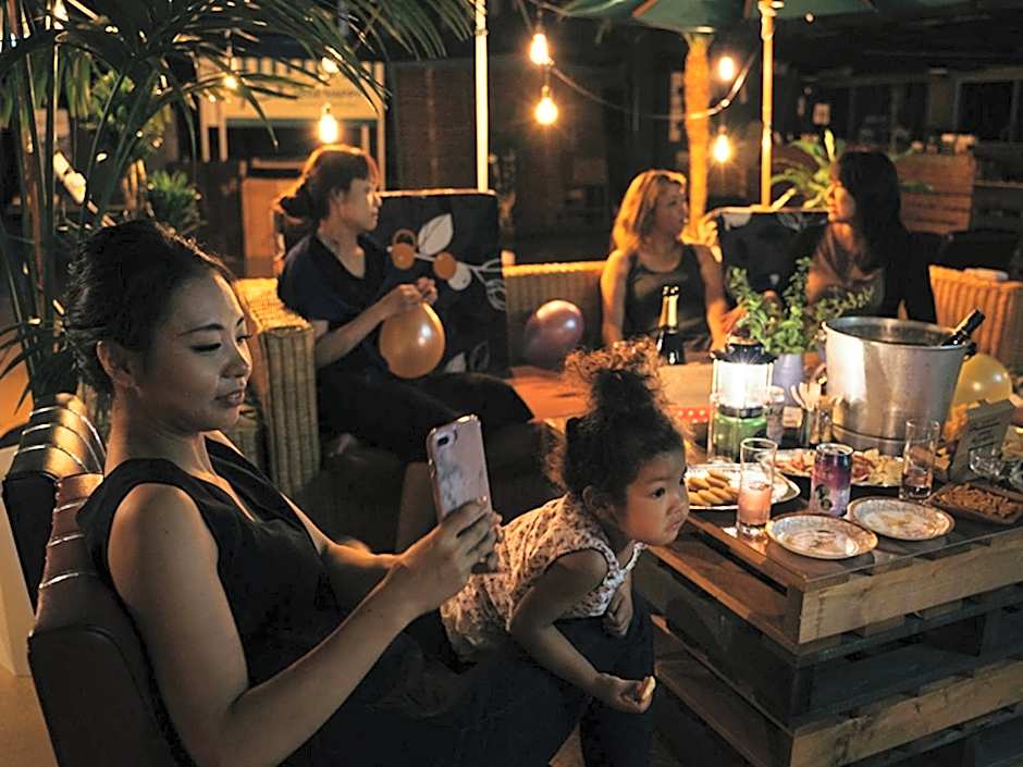 ADLIV/Factry Stay/工場に泊まれる