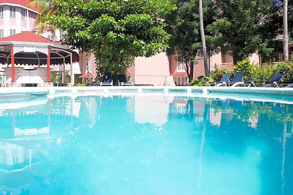 FISHERMANS POINT RESORT