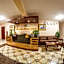 Hillside Plaza Hotel
