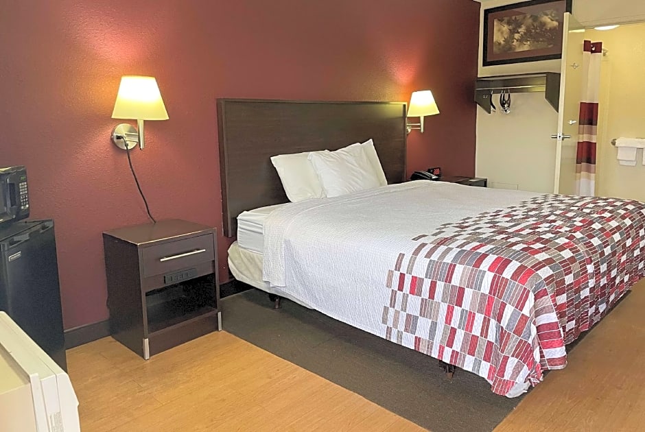 Travelodge by Wyndham Holland/Toledo – Holland, OH