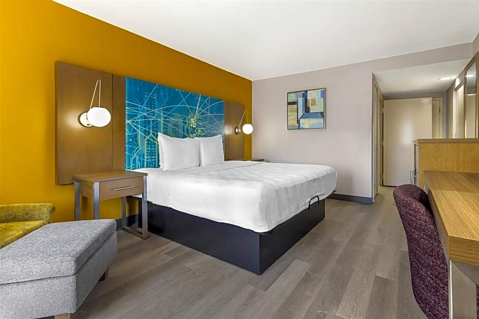 Best Western Plus Raleigh Crabtree Valley Hotel