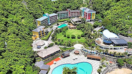 Catba Island Resort & Spa