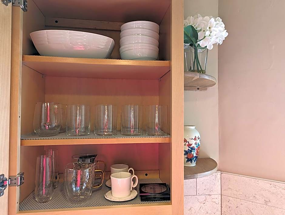 Fully renovated Manhattan gem