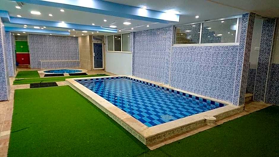 Al Fawanes Hotel Apartments