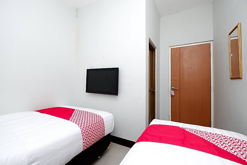 Hotel O Palebon Residence