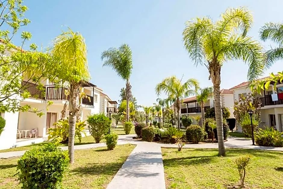 Tsokkos Paradise Holiday Village
