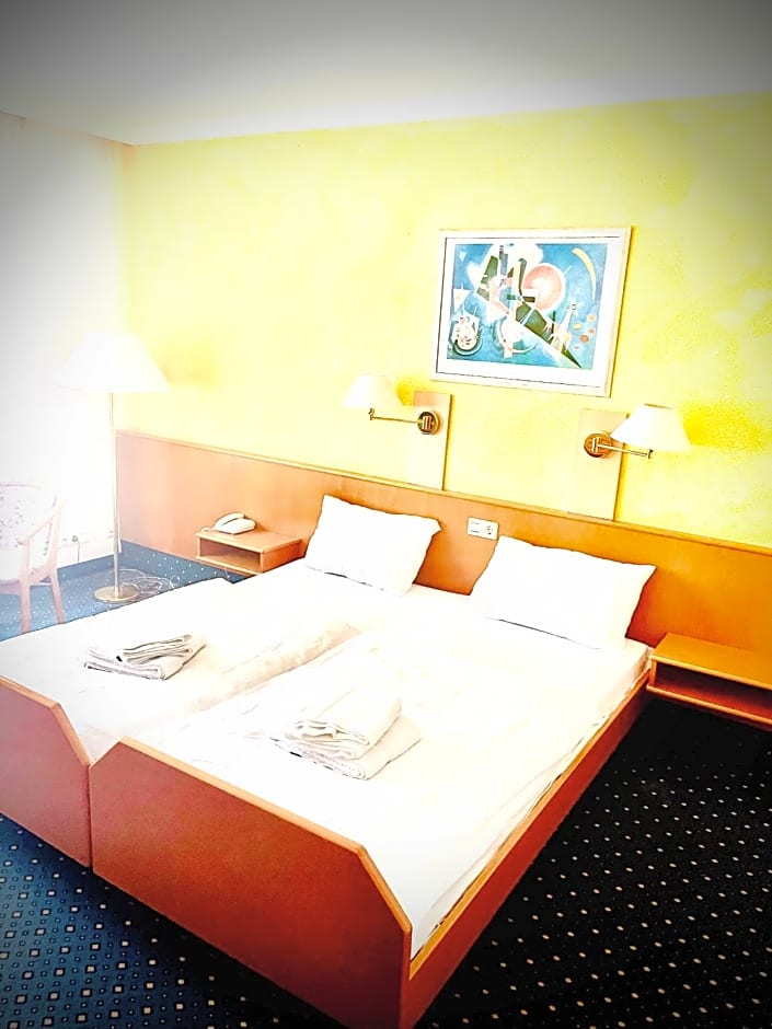 MC Hotel