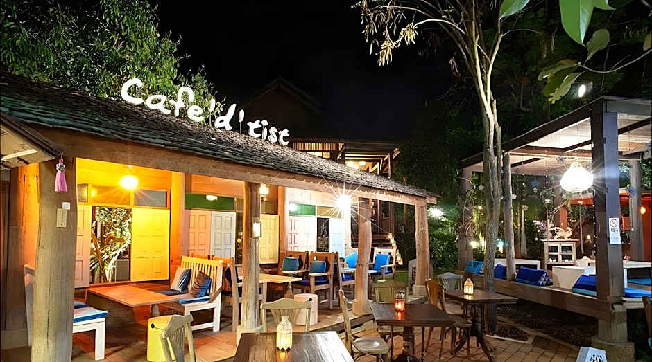 Hotel Des Artists Rose Of Pai