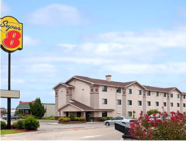 Super 8 by Wyndham Danville VA